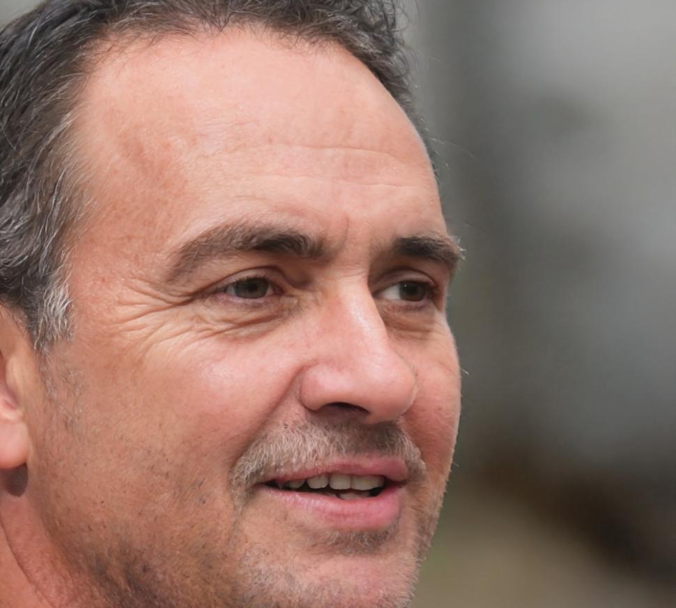 Marcus Thornfield, Senior Financial Education Specialist